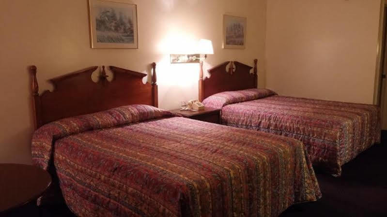 Old Bardstown Inn Kültér fotó